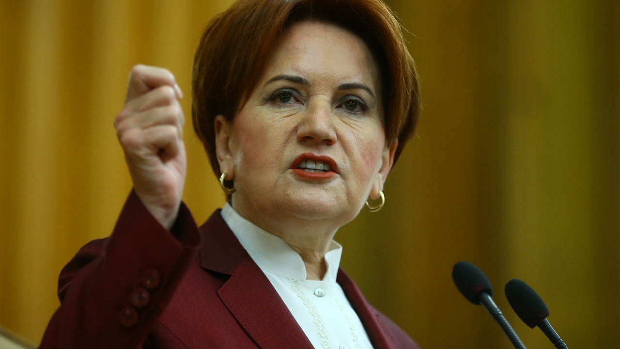 Meral Akşener'den havalimanı tepkisi: 29 Ekim'de peşmergeyi konfetiyle karşılayıp, lahmacun şov yaptıran kafa 19 Mayıs haftasında da Atatürk'ün adını taşıyan havalimanına iş makineleriyle dalıyor