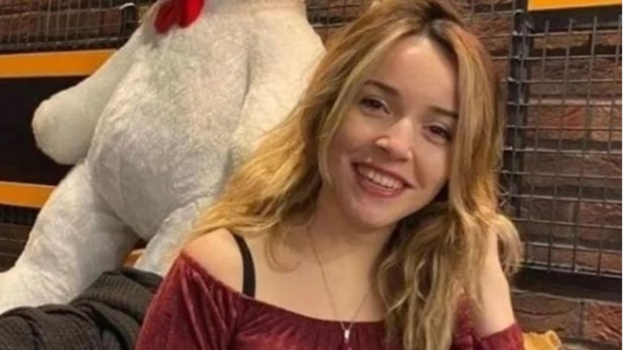 Odasının camını silen kadının acı sonu