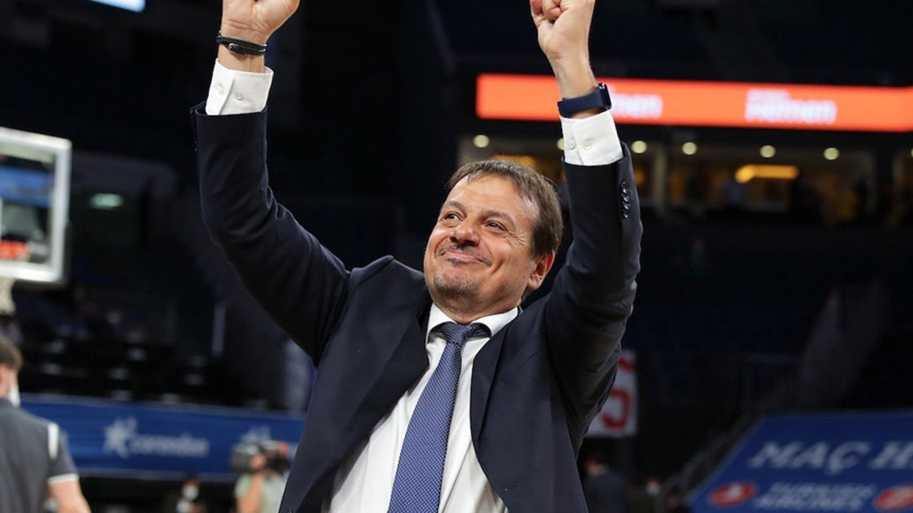 Ergin Ataman'dan rakiplerine gözdağı: İddialıyım...