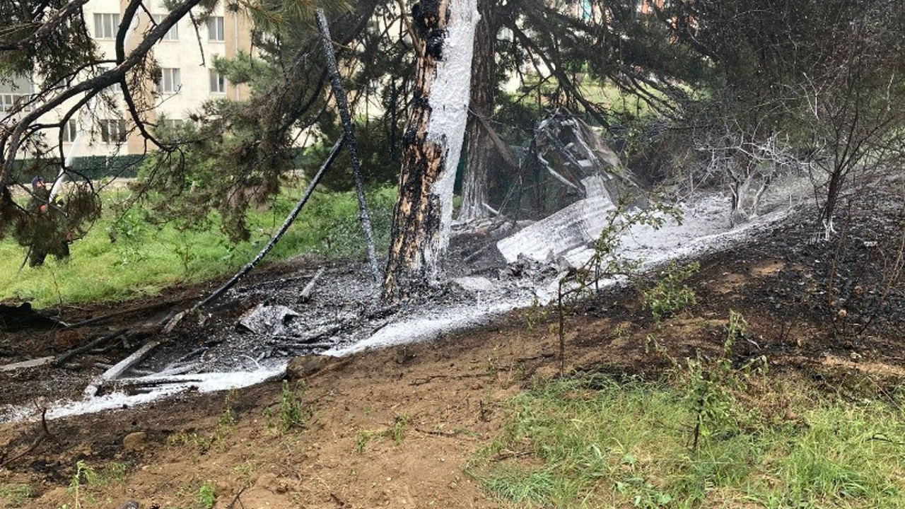 Kız yurdu arkasında çıkan yangın korkuttu