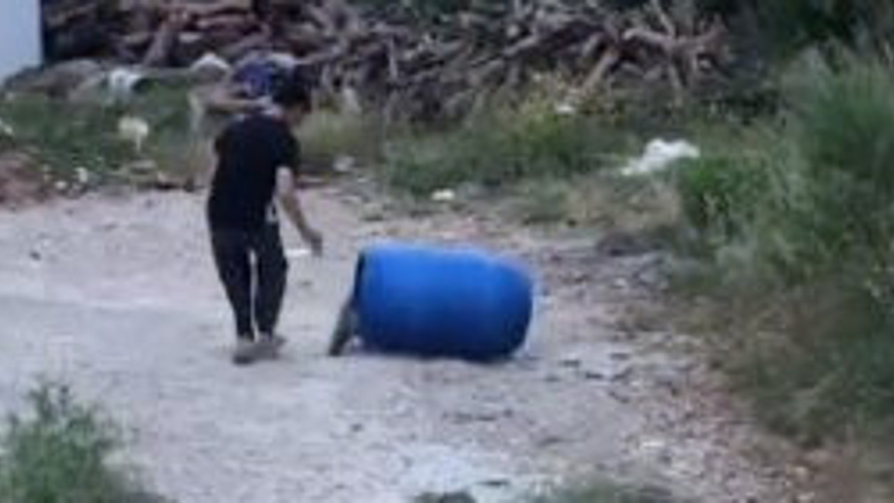 Varil içinde tehlikeli eğlence