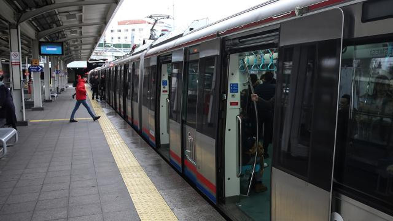 Halkalı-Bahçeşehir banliyö seferleri başladı