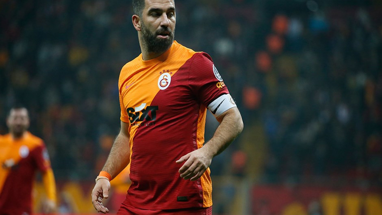 Galatasaray'ın yıldızı Arda Turan'a İspanya'dan teklif var