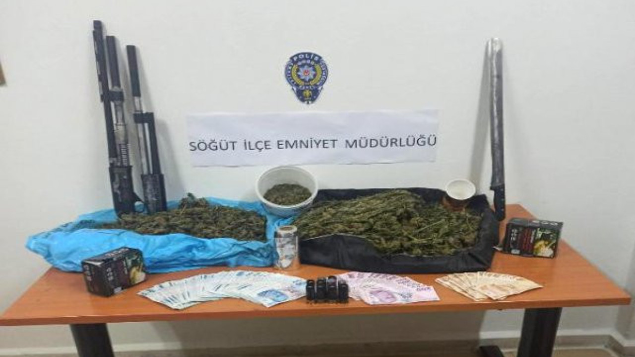 Uyuşturucu satıcısının üstünden çıkanları polis say say bitiremedi