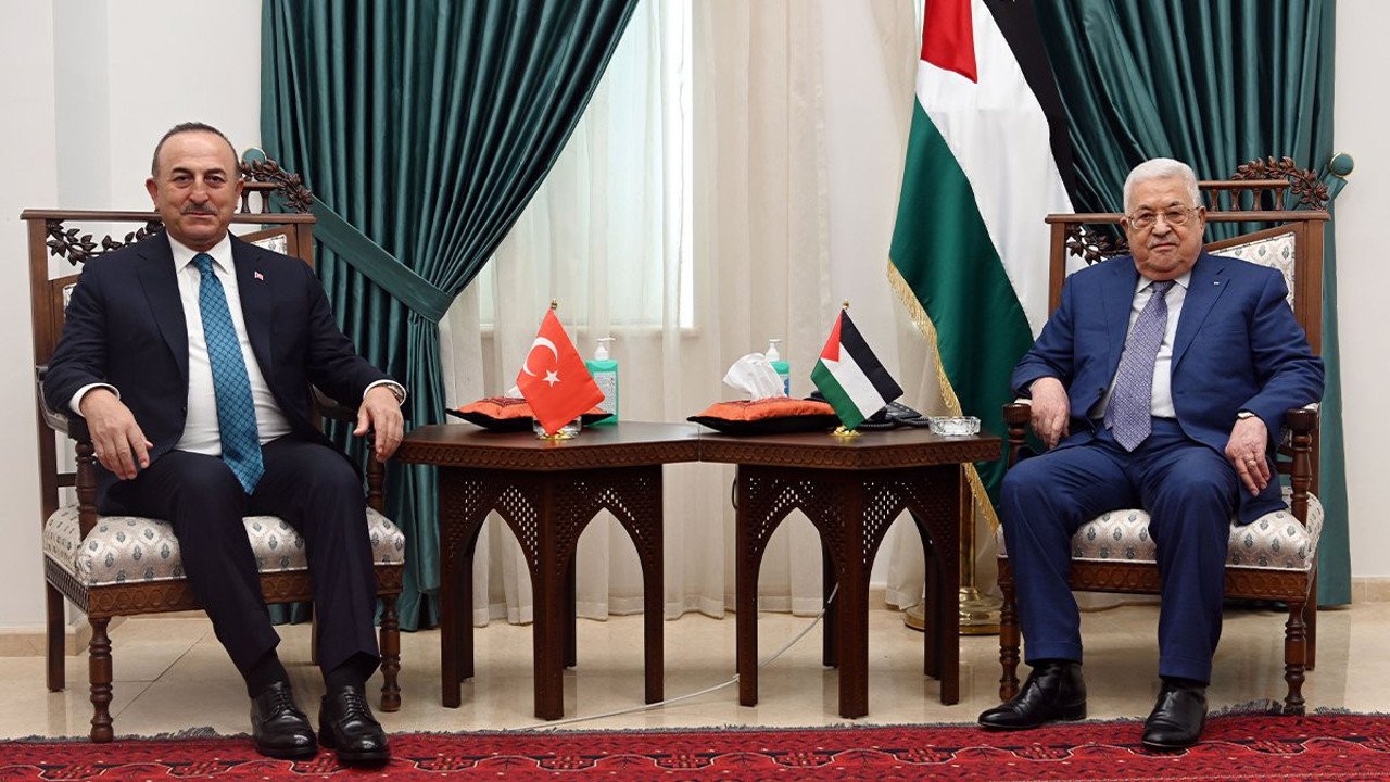 Bakan Çavuşoğlu, Filistin Devlet Başkanı Abbas ile görüştü