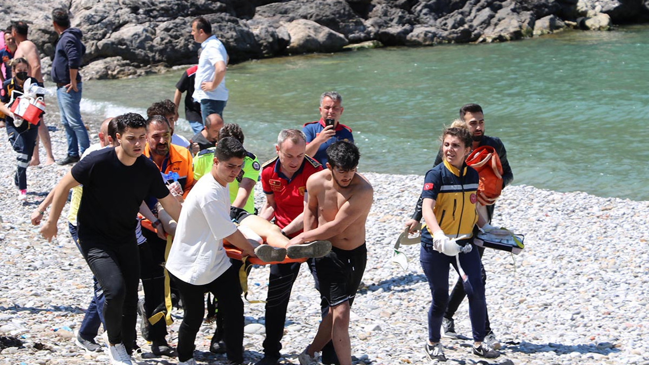 Boğulmak üzereyken kurtarılan üniversiteli Özhan, yoğun bakımda