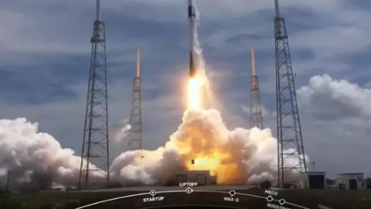 Türkiye için bir ilk: Ticari uydu Plan-S uzaya fırlatıldı