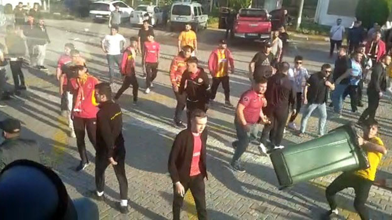 Kupa finaline giden Sivasspor ve Kayserispor taraftarları arasında büyük olaylar