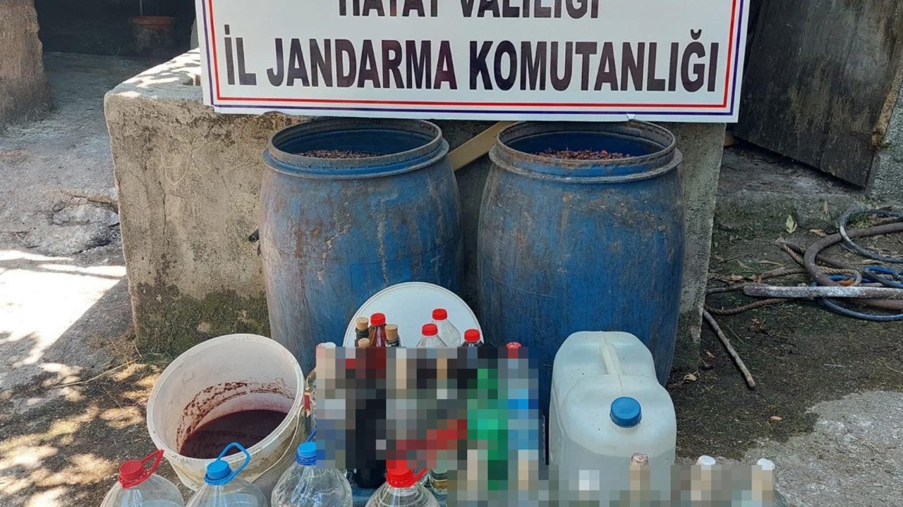 Hatay’da 260 litre kaçak içki ele geçirildi