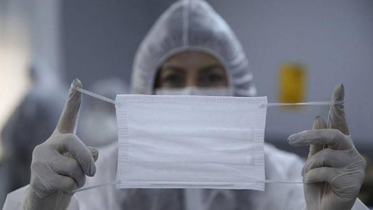 Maske zorunluluğu kalkıyor mu. Bakan Koca 3 gün şartı koymuştu