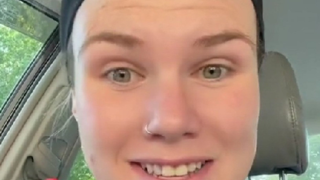 Bu haberin başlığını okuyucuya bıraktık. ABD’li turist yarı fiyata hem tatil yaptı hem tedavi oldu