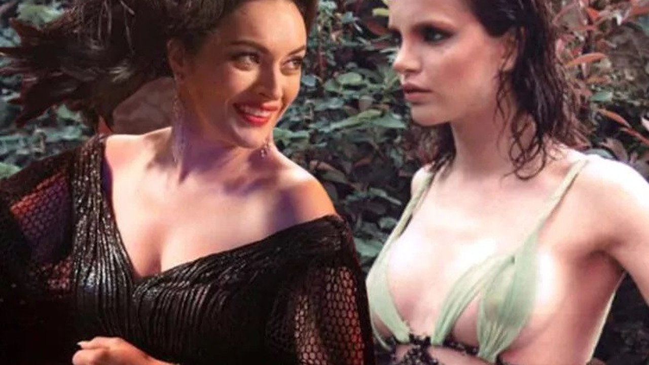 Şeriatı öven tweetler atan Tuğçe Kazaz'a Ezgi Mola Yallah Arabistan'a dedi. Bir dönem Yunanlıyla evlenip din değiştiren Tuğçe Kazaz Ezgi Mola'yı tehdit etti