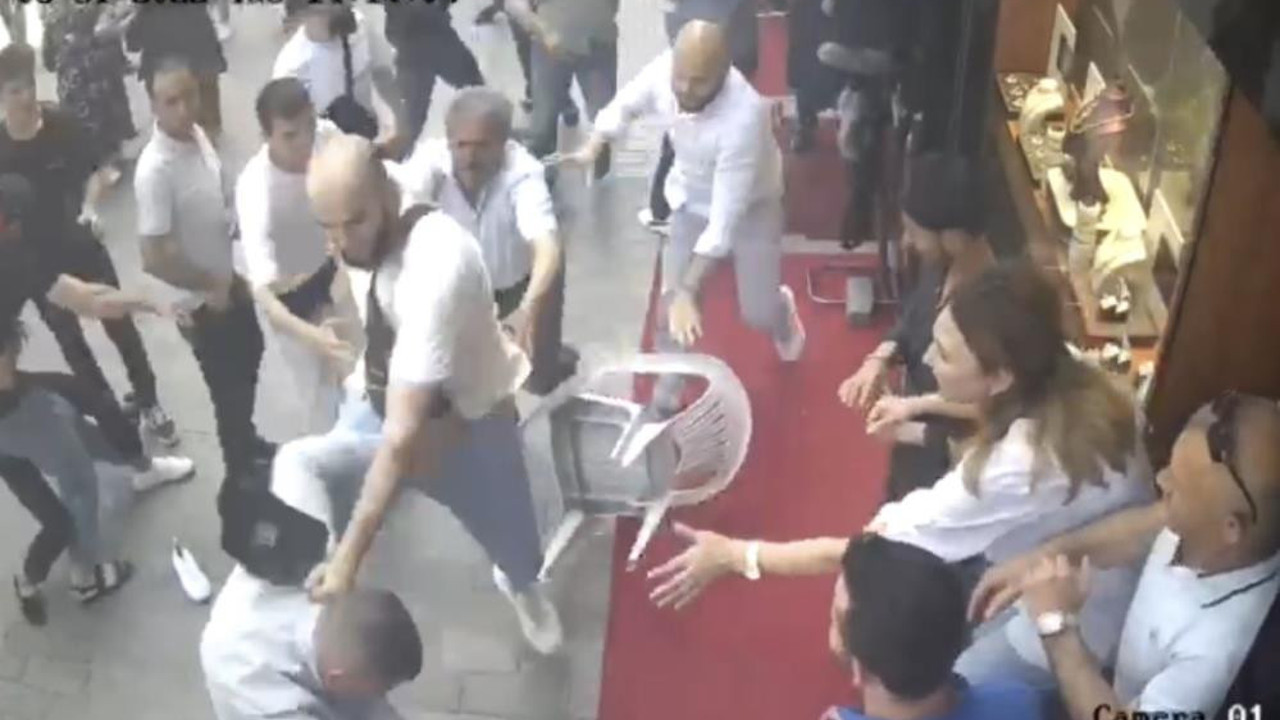 Laleli Meydan Muharebesi. 50 kişi birbirine girdi