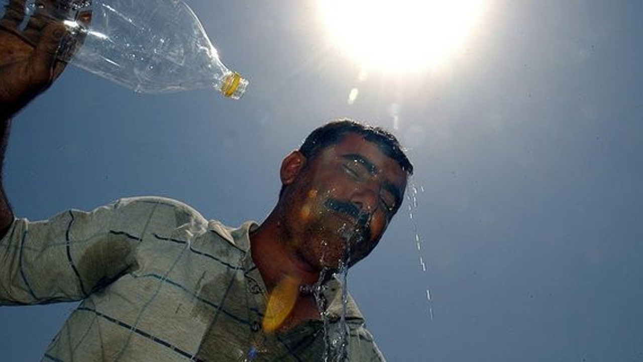 Deve bayıltan sıcaklardaki ölümcül tehlike. En yetkili isim “sakın ha” diyerek uyarı yaptı