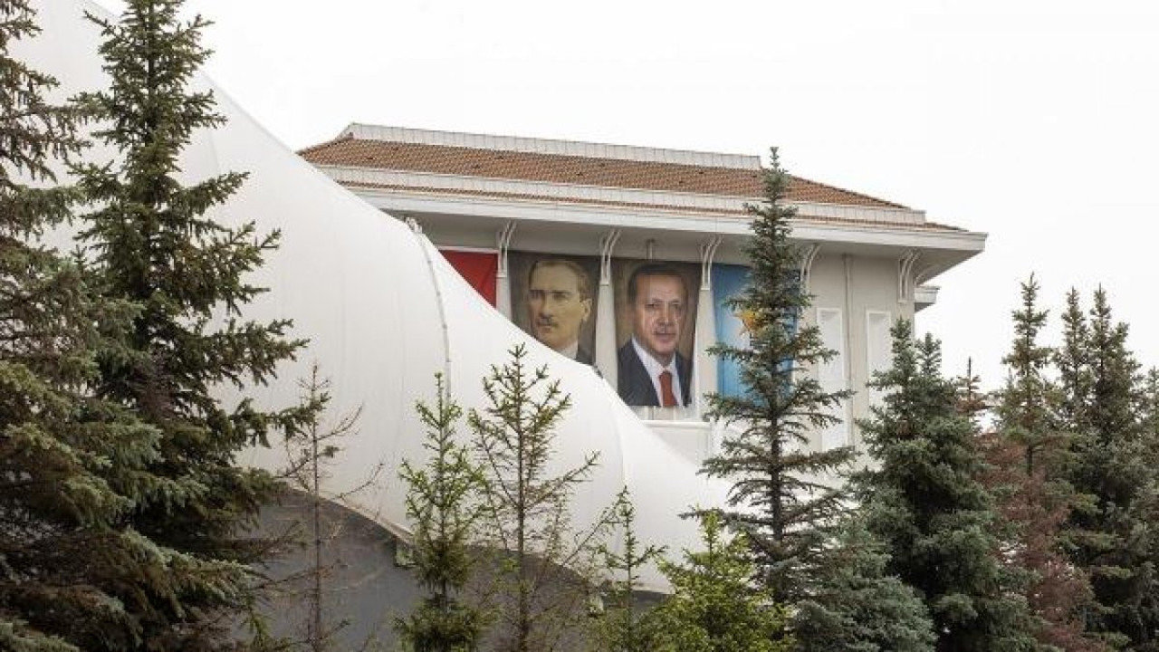 AKP'li milletvekillerine 'görüntü vermeyin' uyarısı