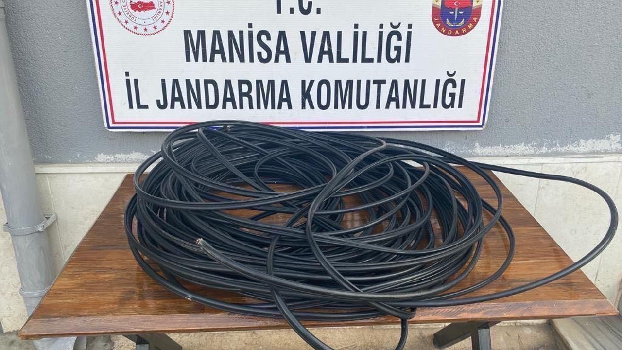 Manisa’da kablo hırsızı suçüstü yakalandı