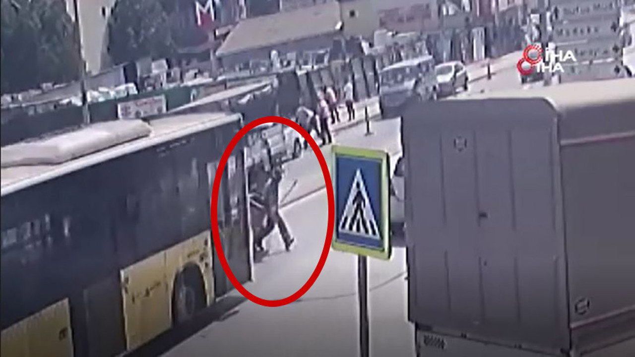 Korkunç kaza! Yolun karşısına geçmeye çalışıyordu, metrelerce sürüklendi