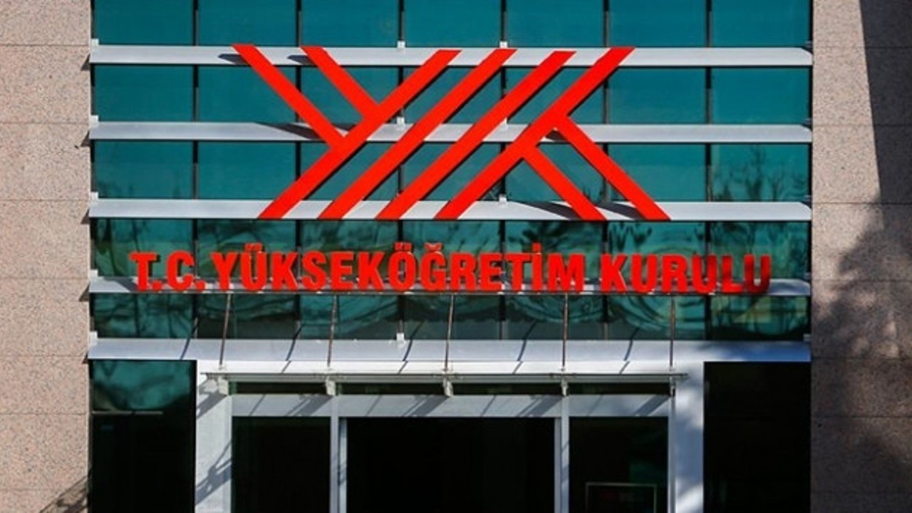 YÖK'te istifa depremi