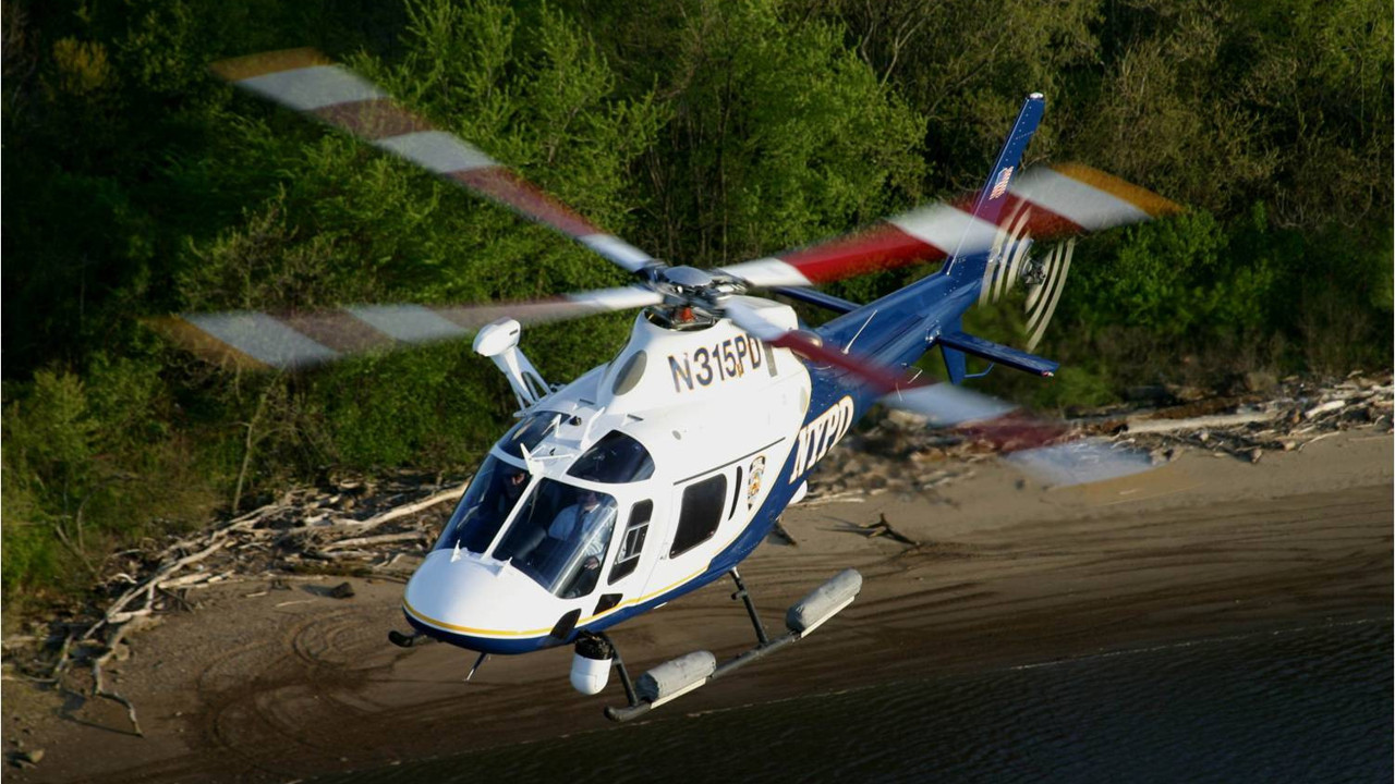 İtalya'da içinde 4 Türk'ün bulunduğu helikopter radardan kayboldu