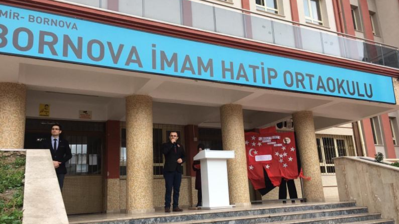 İmam hatipte öğrencilerin cinsiyetlerine göre katları ayırdılar. Haremlik selamlık eğitim