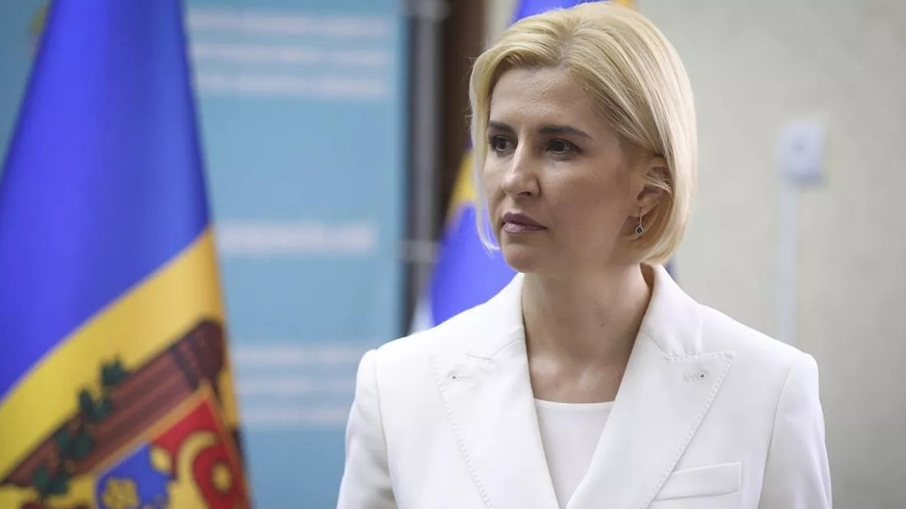 Öztürkler olan Gagavuzların başkanından Öz Türkçe mesaj. Yabancı dil hayranları utanır belki