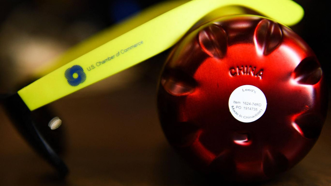 Amerika yerli malını yanlış anladı. Çin üretimiyle tanıtım yapmaya çalıştılar