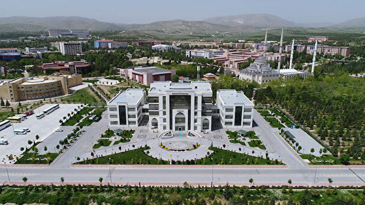 Selçuk Üniversitesi akademik personel alacak (13 Haziran 2022)