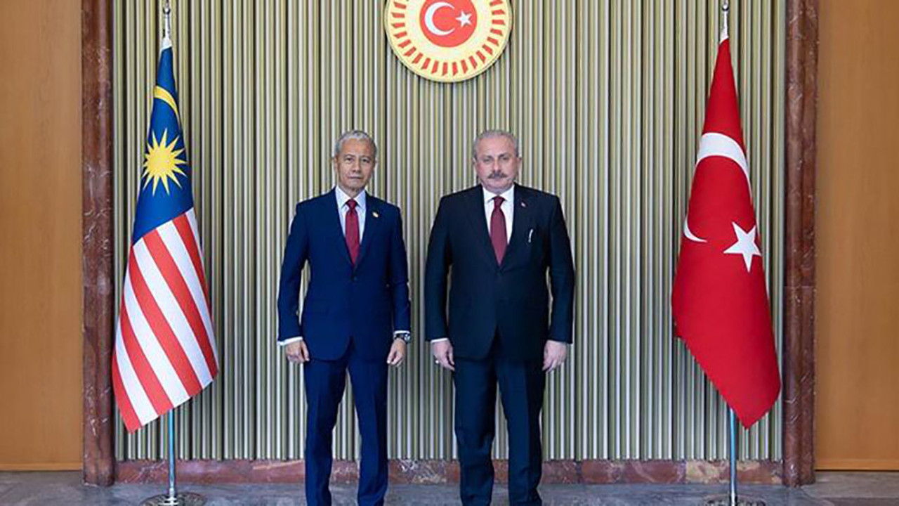 Şentop, Malezya Temsilciler Meclisi Başkanı ile görüştü