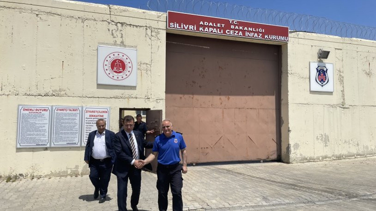 İmamoğlu Gezi'den tutuklanan İBB personelini ziyaret etti. 18 yıl ceza verilmişti