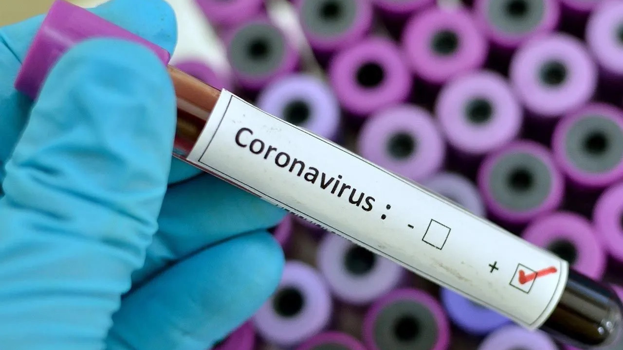 Bilim insanlarından Omicron'a yakalananlara kötü haber