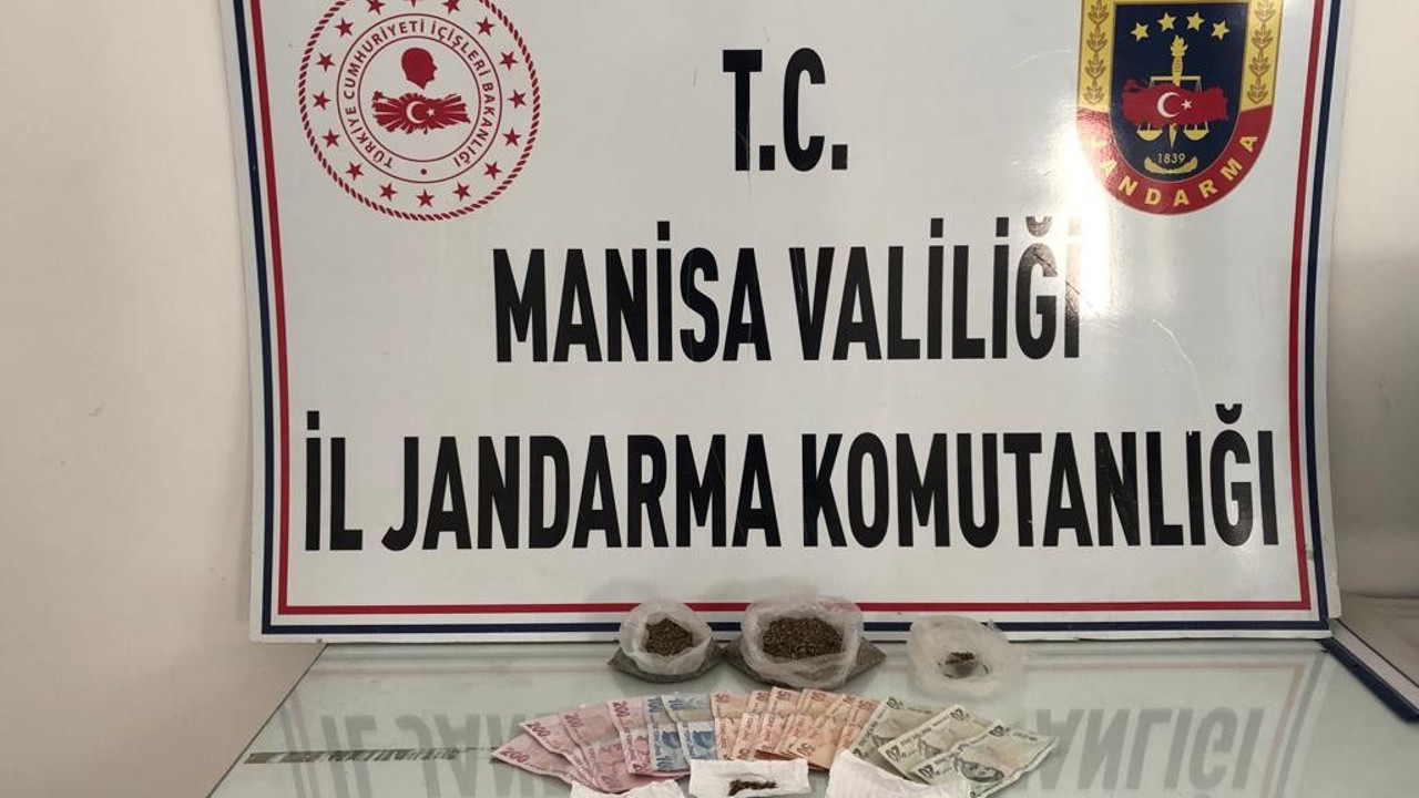 Manisa'da uyuşturucu ticareti yapan şahıslara operasyon