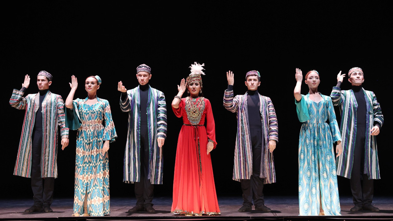 'Lazgi-Ruhun ve aşkın dansı' ilk kez Türkiye'de sahneleniyor