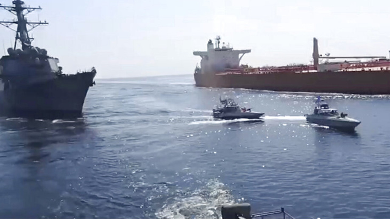 90 bin litre kaçak yakıt taşıyan gemiye el konuldu