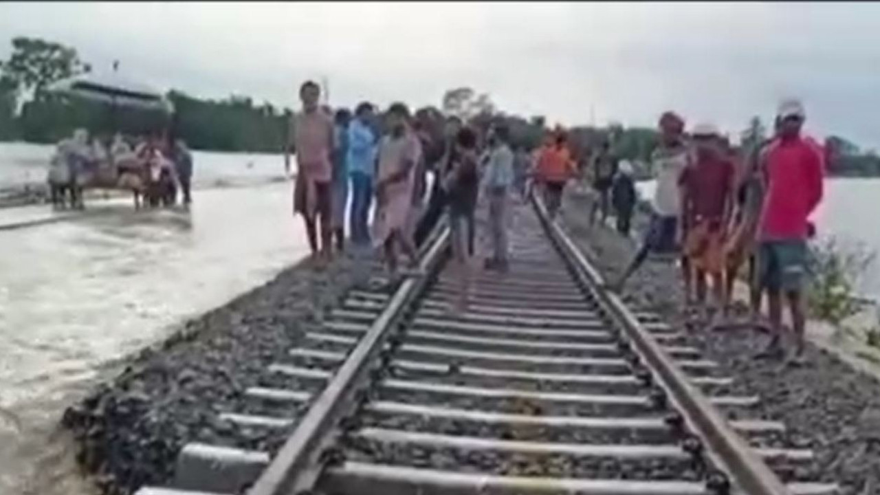 Bangladeş'e yıldırım düştü 21 kişi aynı anda öldü