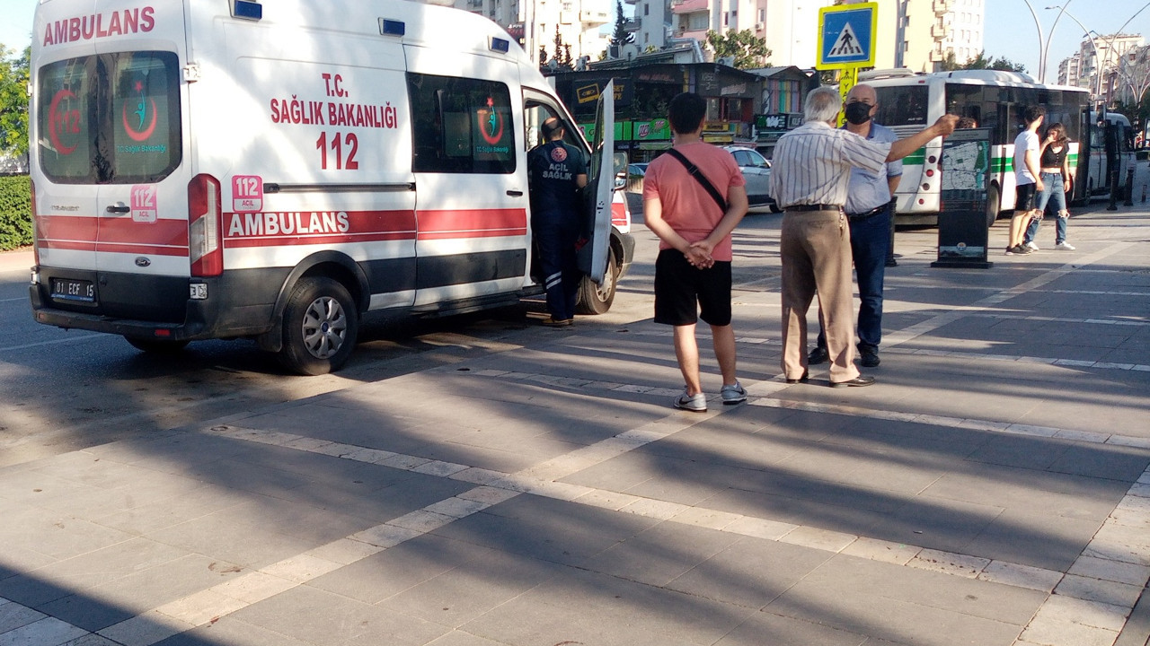 Adana'da bıçaklı saldırı. 1 kişi yaralandı