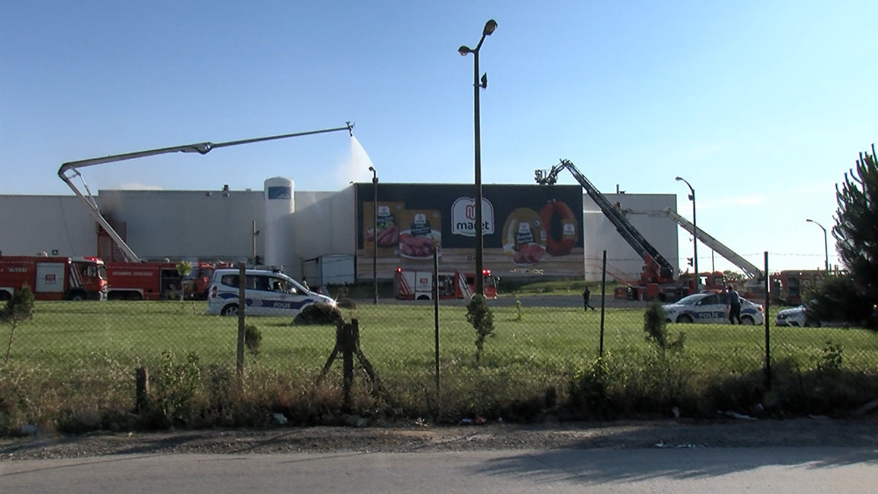 Tuzla'da et üretim tesisinde yangın