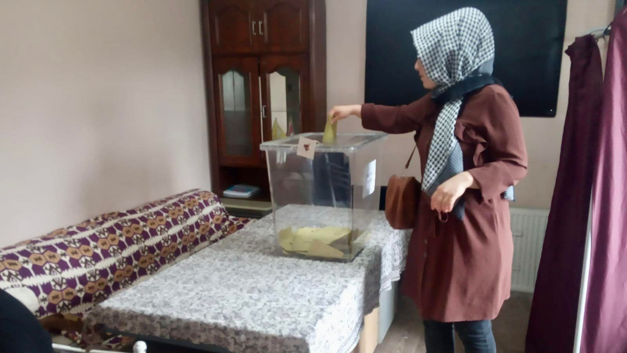 Köylüler kendi kaderlerini kendileri belirlediler 550 nüfuslu köyde referanduma gidildi