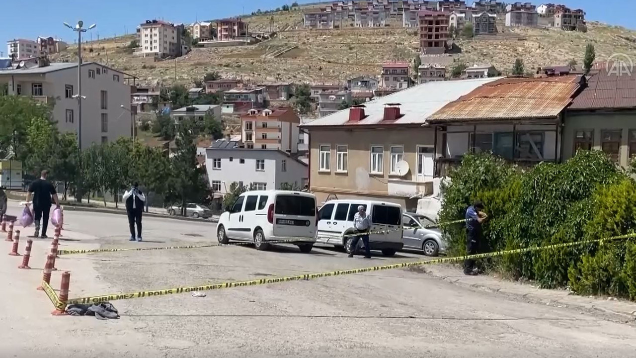 Bayburt'ta bıçaklı kavga: 1 yaralı