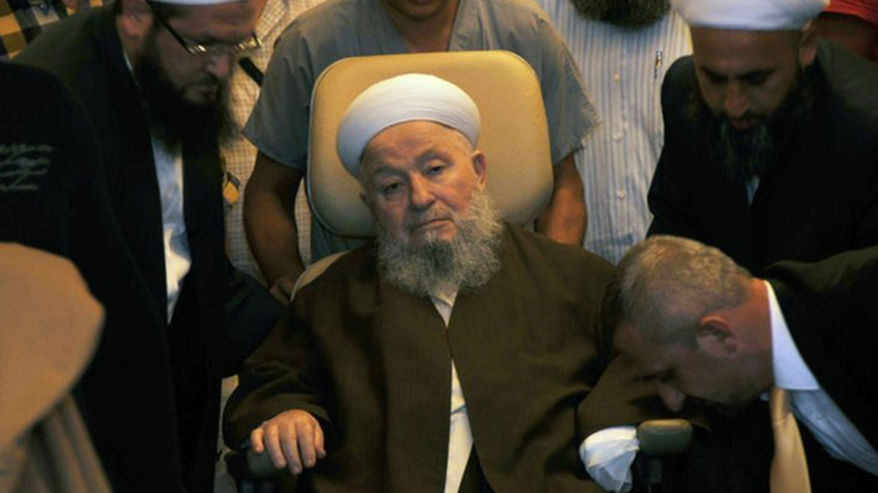 İsmailağa'nın lideri Mahmut Ustaosmanoğlu hayatını kaybetti