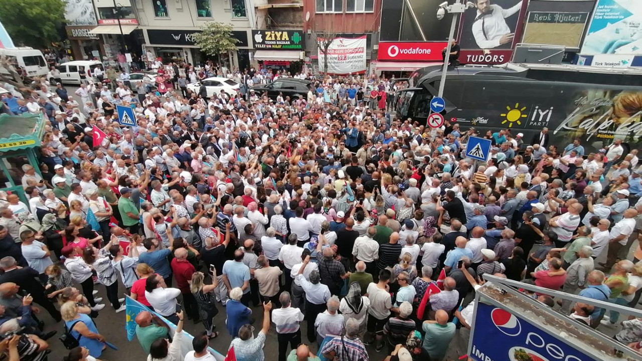 Meral Akşener'in esnaf ziyareti mitinge dönüştü