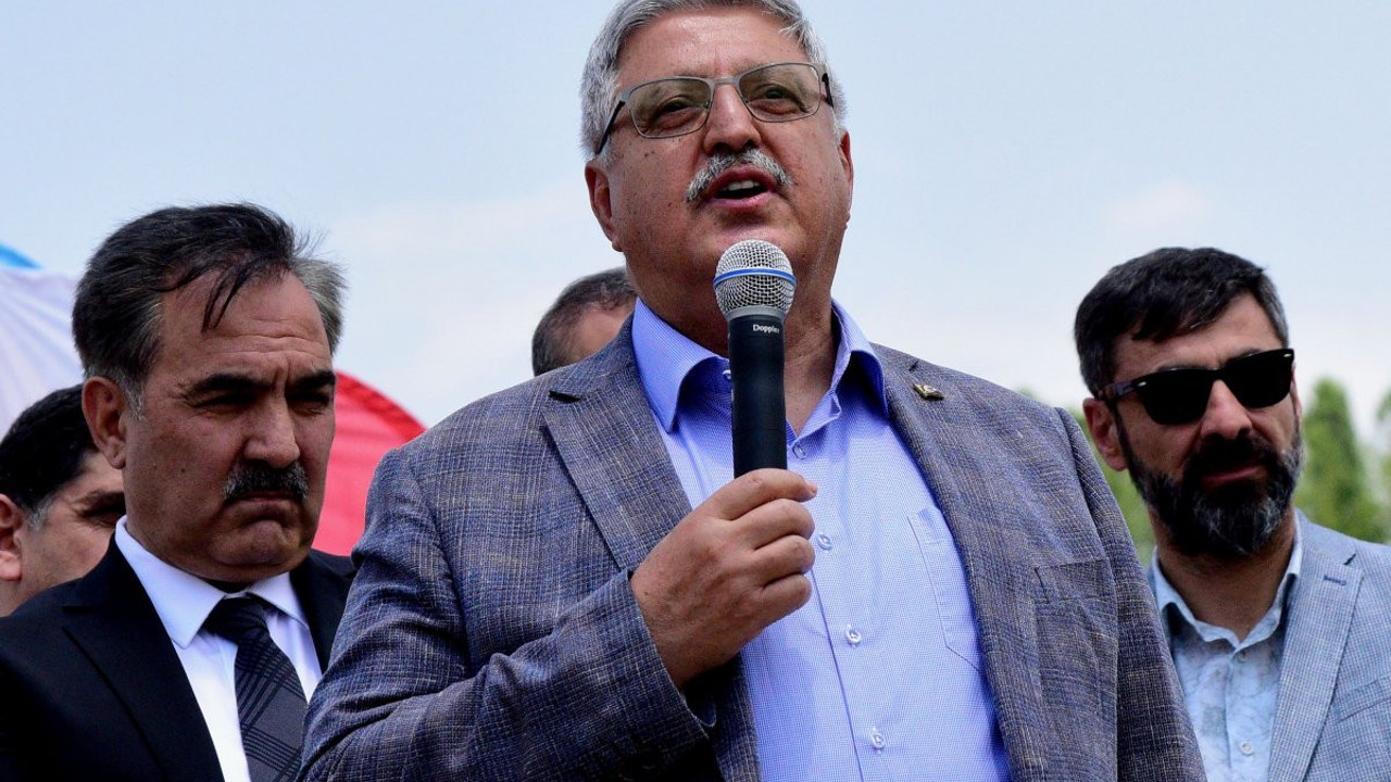 AKP’li Demiröz '100 il müjdesini’ geri çekti: Önce 'hazırlıklı olalım' dedi, sonra reddetti