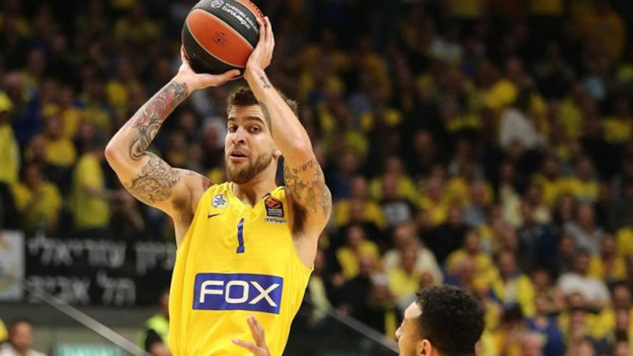 Fenerbahçe Beko bombayı patlattı. 29 yaşındaki oyun kurucu transfer edildi