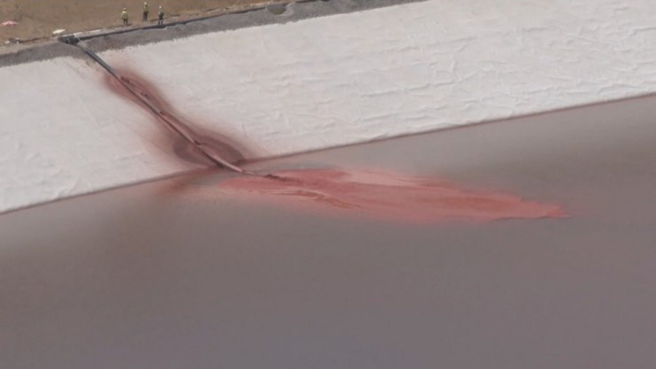 Fırat Nehri'ni zehirlediler. İşte dehşetin fotoğrafı