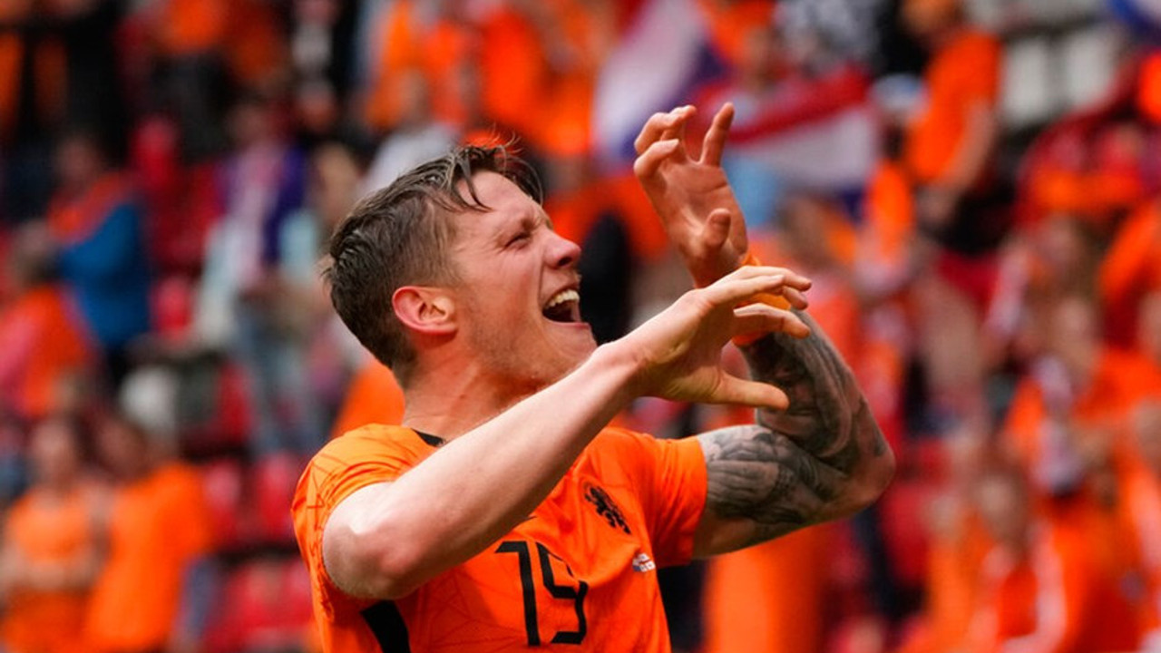 Wout Weghorst imzaya geliyor. Beşiktaş'a yıldız forvet