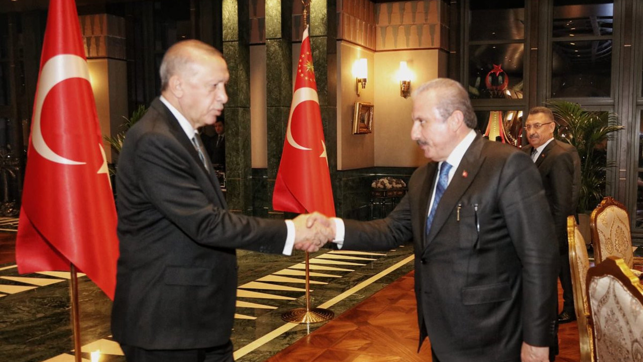 TBMM Başkanı Mustafa Şentop Erdoğan'a yol verdi