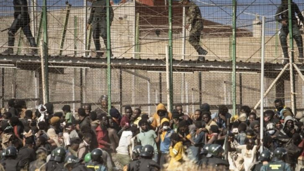 Afrika Birliği’nden göçmenlerin ölümüyle ilgili soruşturma çağrısı