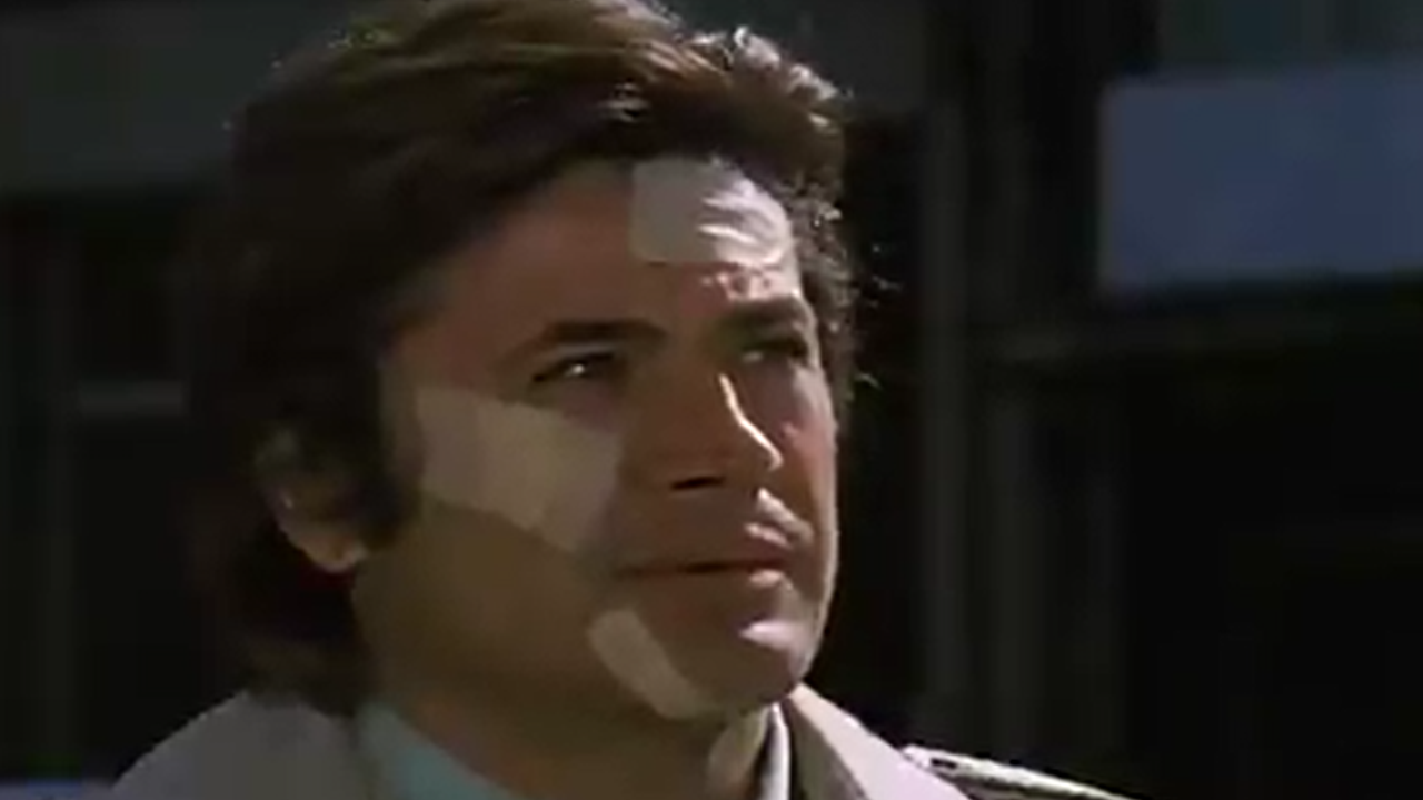 Cüneyt Arkın’ın en güzel rolüydü: Muhabir Murat karakteriyle bugünleri anlatmıştı