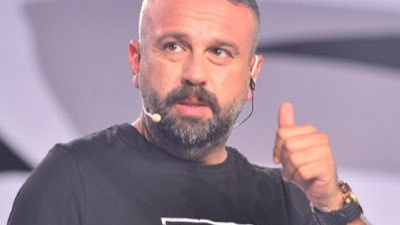 Beşiktaş’ın iletişim direktörü Bülent Ülgen görevinden ayrıldı