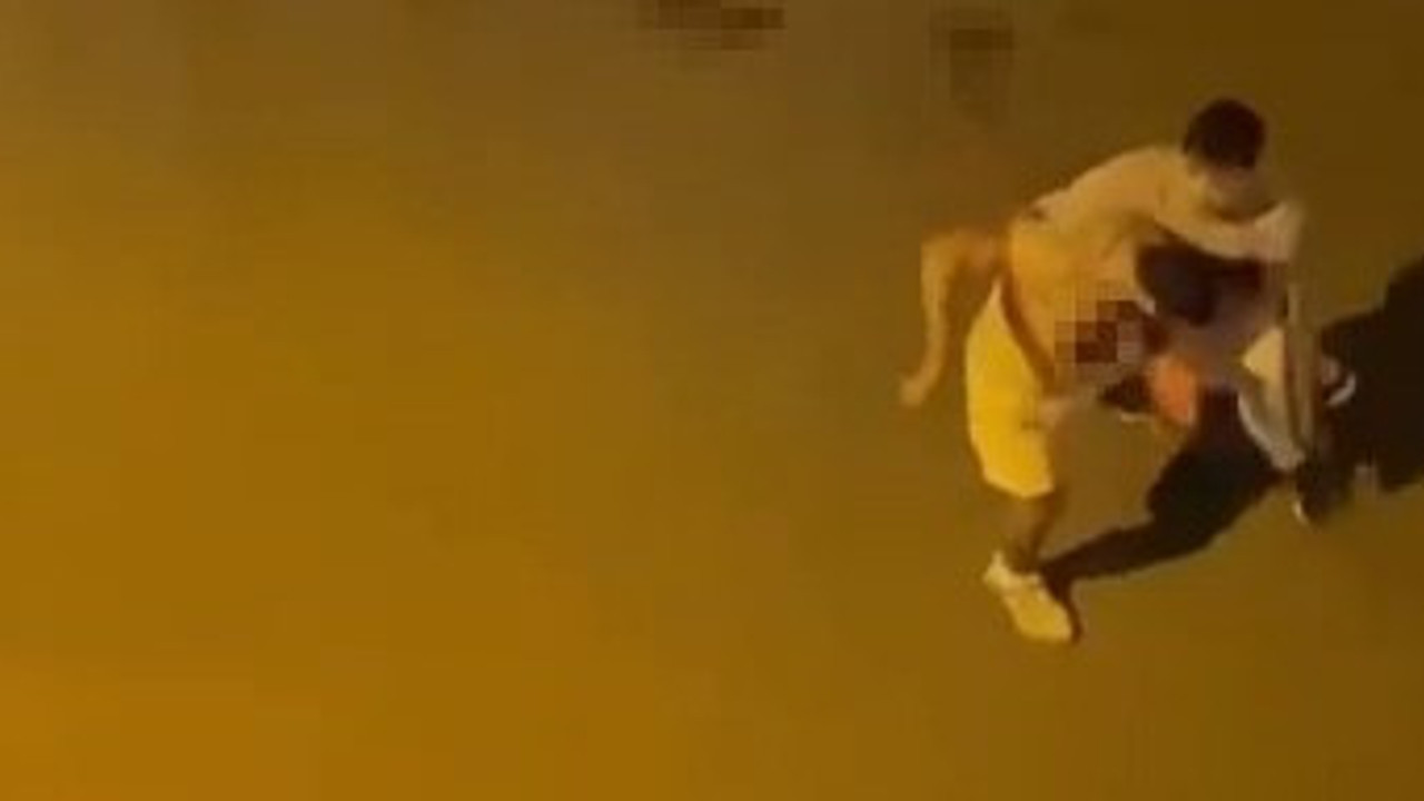 Yabancı uyrukluların bıçaklı kavgası