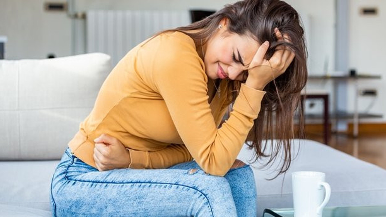 Mide yanmasını anında geçiriyor. Günde 1 bardak içmek yeterli